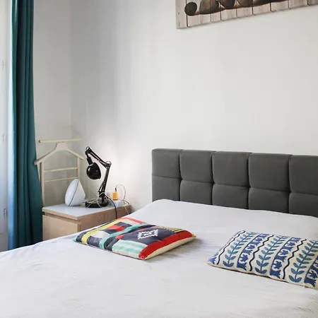 2-bedroom - Eiffel Tower *